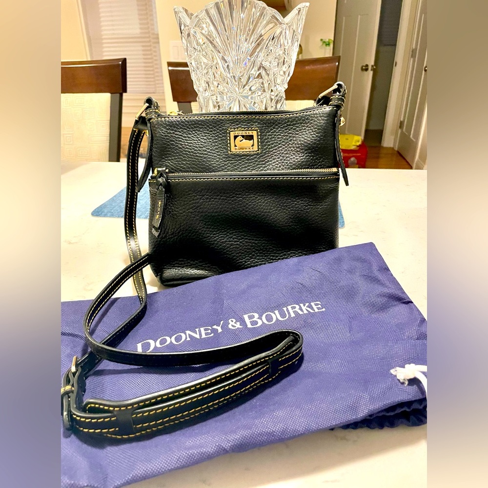 Dooney & Bourke crossbody